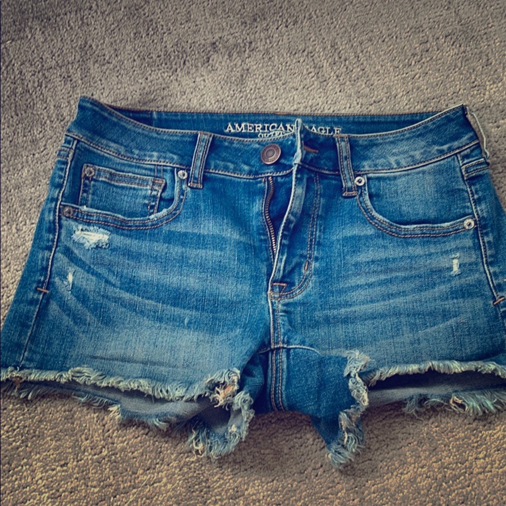 American Eagle super stretch frayed Jean shorts